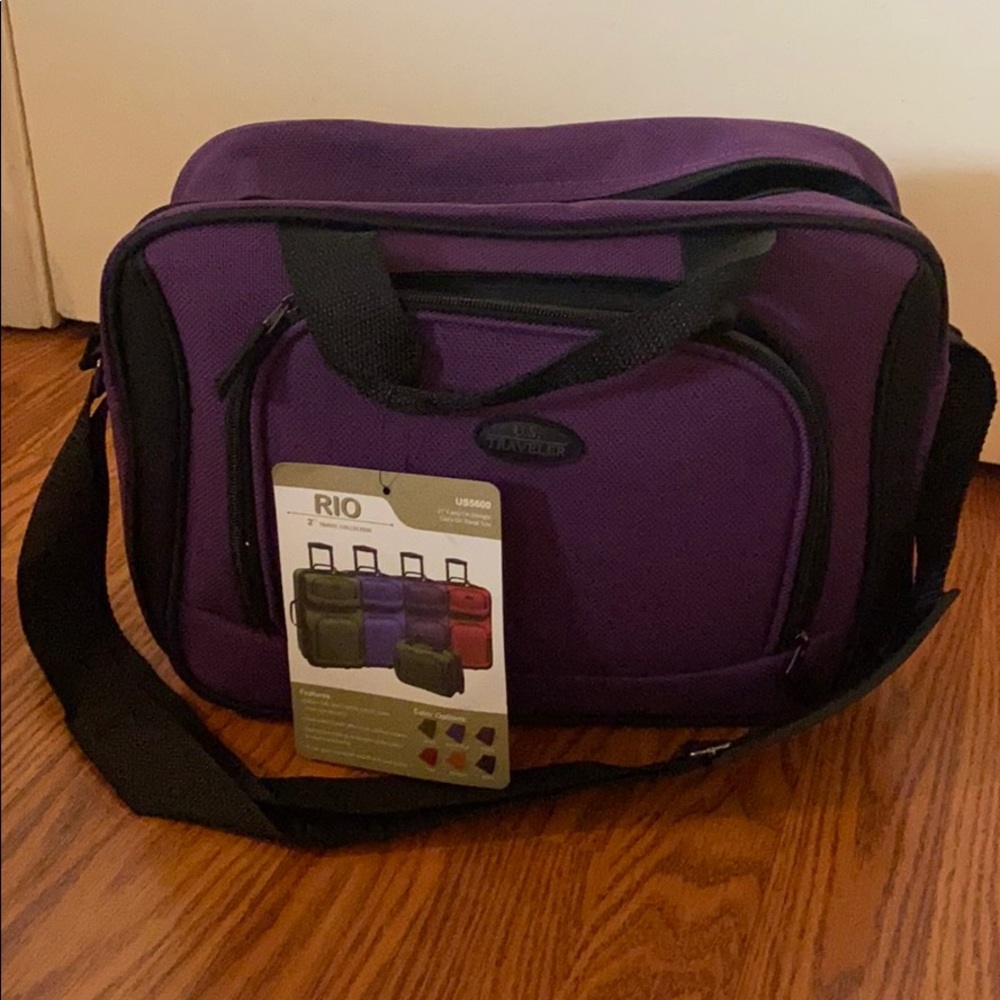 Carry on traveler tote